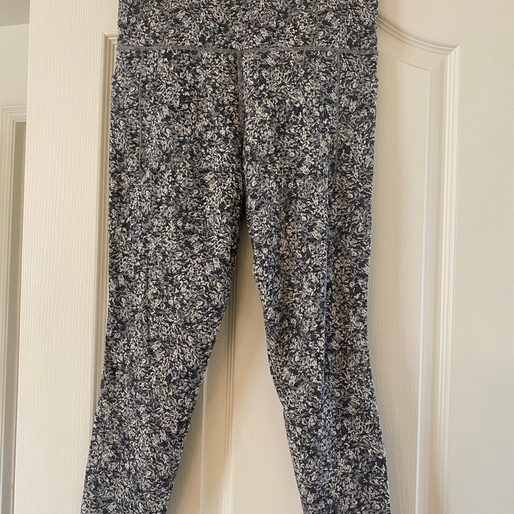 Marbled Black & White High-Waist Leggings